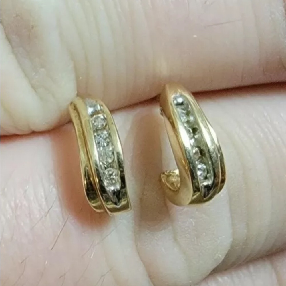 10K Gold Diamond Earrings